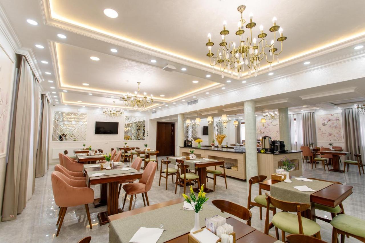 Navruz Hotel Taškent Exteriér fotografie