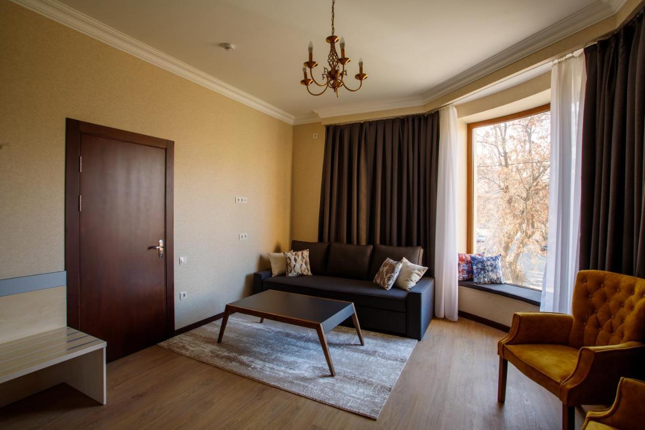 Navruz Hotel Taškent Exteriér fotografie